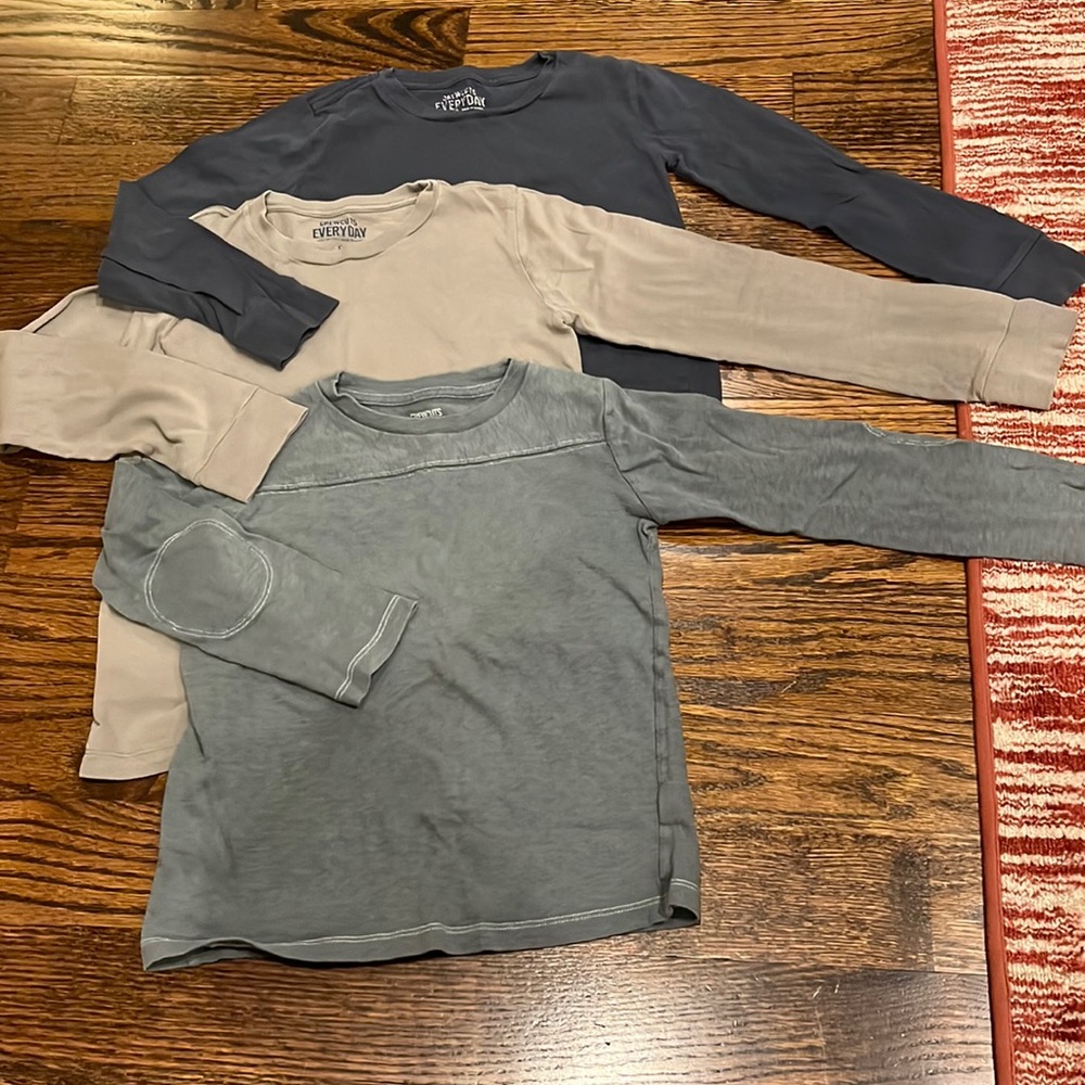 3 Crewcuts shirts